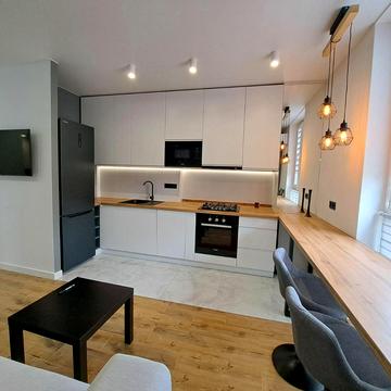 Липинського, 29