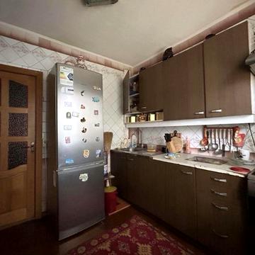 Продаж 2кмн квартири на Харківській