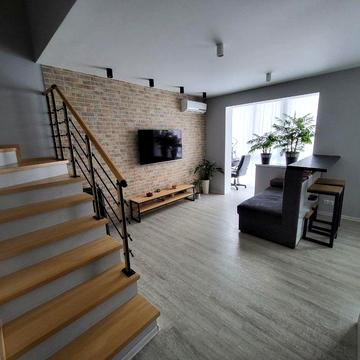 Продаж 2х рівневої квартири