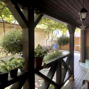 Здам будинок в Ужгороді з окремим заїздом та двориком