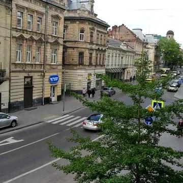 Оренда 2-к квартири в центрі (кут вулиць Шота Руставелі та Зеленої)