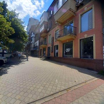 Олександра Поля просп. (Кірова), 14