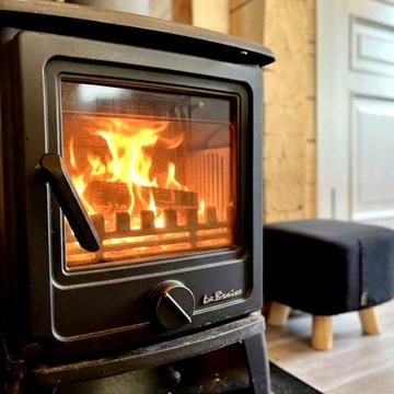 Оренда будинку. Камін, генератор, інтернет, охорона.