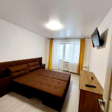 Здається на довготривалу оренду 2 кім. кв-ра, вул. В. Великого