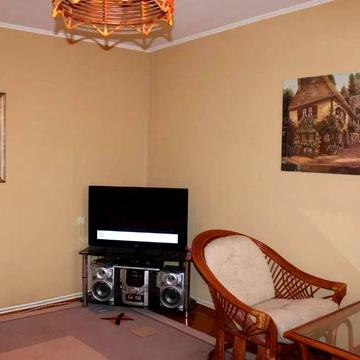 Продаю свою квартиру в районе Парка Петровского доме коттеджного типа ЖК Энергия