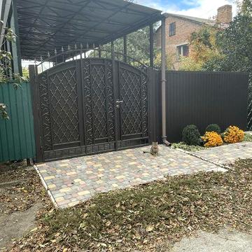 Терміново Продам трьохкімнатну квартиру