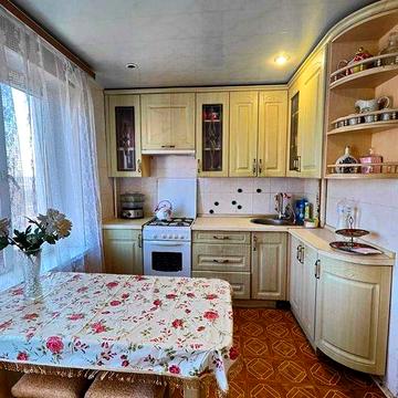 ПРОДАМ 2-ку по вул.Олімпійській 5 поверх в 9 поверх.будинку