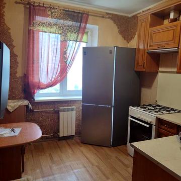 Без %. ТЦ Район. ОРЕНДА 1-ї кв, на Троещиніі. Вул. Радунська 14. Є Газ