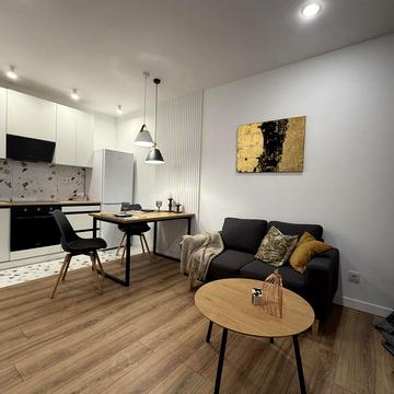 Івана Виговського вул. (Маршала Гречка), 42