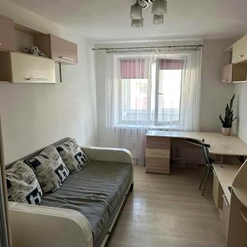 Вагонна вул., 7