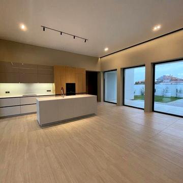 Стильний  будинок в Совіньон-Люстдорфі. Преміум-клас.