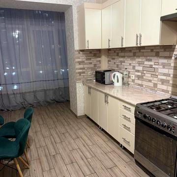 Оренда  2 кім.квартири центр,новобудова