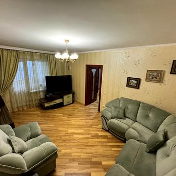 Федора Ернста вул., 6