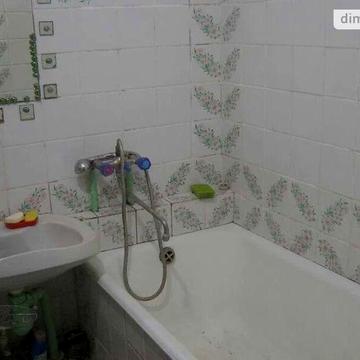 Продаж 3к Квартира Луї Пастера вулиця