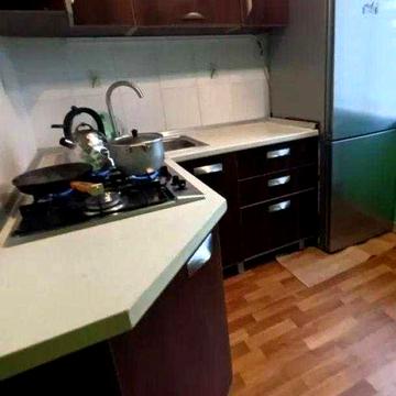 1 к. кв. 2/5, район метро Палац Спорту, бульвар Юрїва