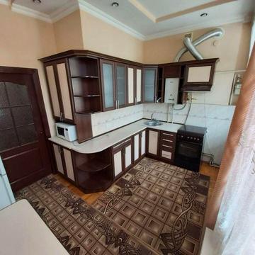 Здам в центрі 1 кімнатну біля Ратуші