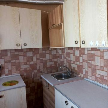 Анни Ахматової вул., 6