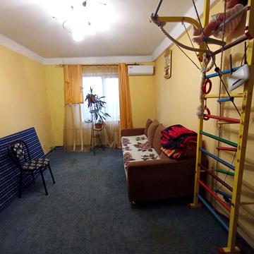 Олександра Архипенка вул. (Мате Залки), 4