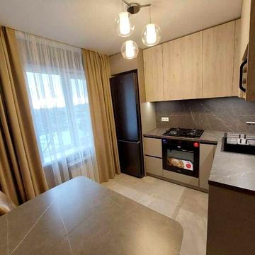 Продам стильную 2-к квартиру евроремонт Янтарная Клочко Левый берег