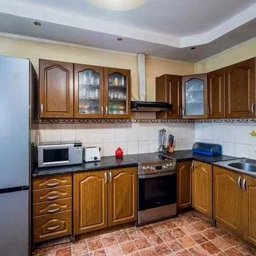 Затишна 3-кімнатна квартира по вул. Рахманінова, 30/13