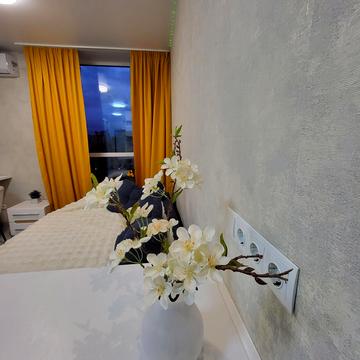 Регенераторна вул., 4