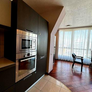 Павла Нірінберга вул. (Баумана), 10