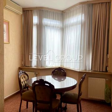 Кудрявська вул., 13-19