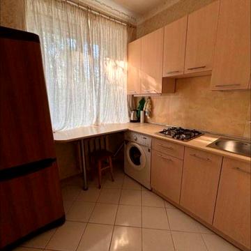 Сдам 1 кв метро Барабашова