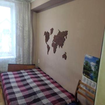 Однокімнатна в гуртожитку ЧЕХОВА