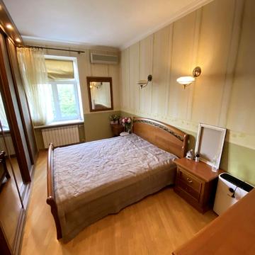 Липська вул., 19/6