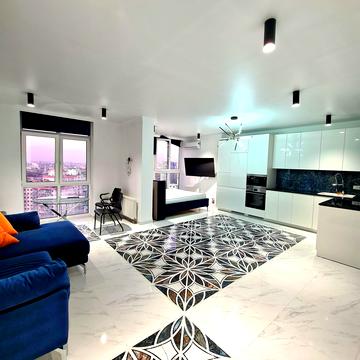 Микільсько-Слобідська вул., 8