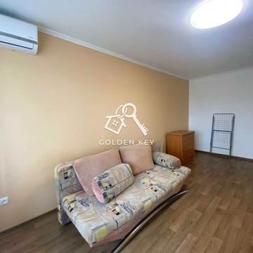 Віталія Матусевича вул. (XXII Партзїзду), 12