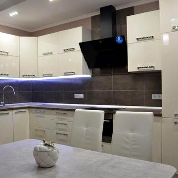 3к квартира. Центр. Новобудова!!