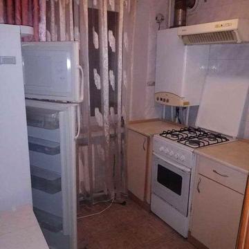 Продам 2-к квартиру Новокримська Янгеля Незалежності (Титова)