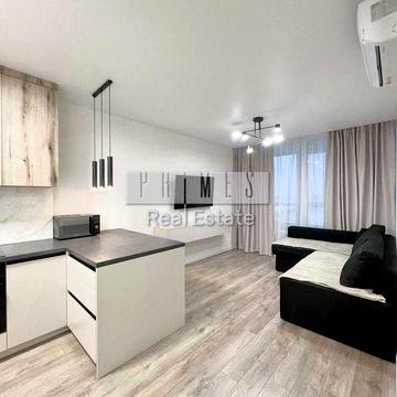 продаж квартири з ремонтом ЖК Варшавский-2 (площа 45кв.м2) ЖК Варшавський