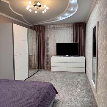 Здам 3-кімнатну на Критому ринку