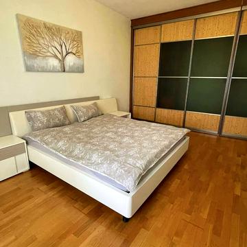 Проскурівська вул., 45