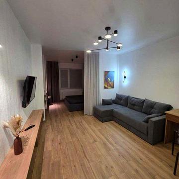 Оренда 1-кім.кв, | Центр, Плазма | Інвертор на воду та тепло