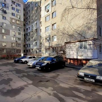 Балківська вул., 35