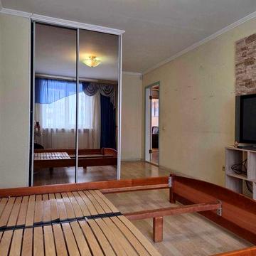 Квартира для великої родини на ПЗР