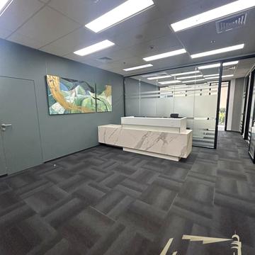 Болсуновська вул. (Сергія Струтинського), 13