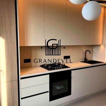 Продаж 2-кімнатної квартири з ремонтом, Нові Метри Center, Ірпінь