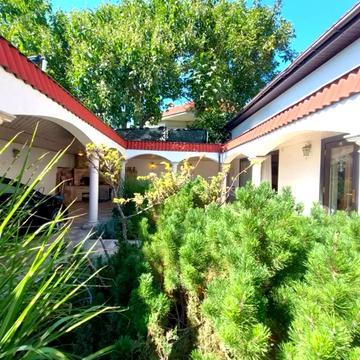 Петрашевського, 10А