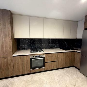 Продається 3-ох км квартира, вул. Чернівецька