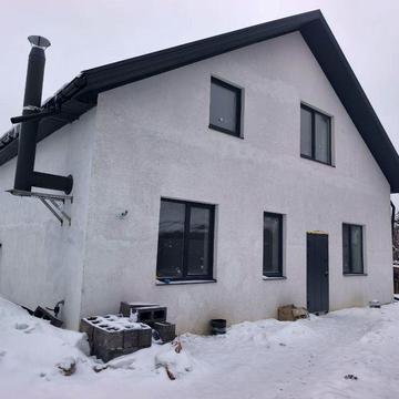 Просторий утеплений будинок в районі Заріччя