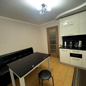 Довгострокова оренда 1к Квартира Злуки проспект