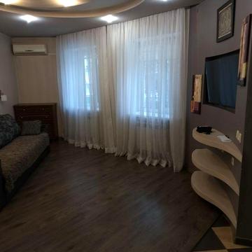 Газовий котел біля лісу