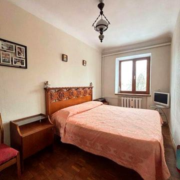 Продаж 3-кім квартири в центрі міста