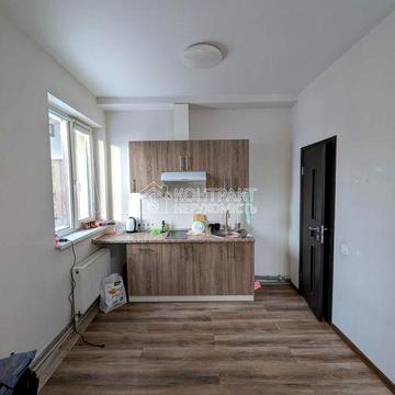 Продається квартира у сучасному Таунхаусі