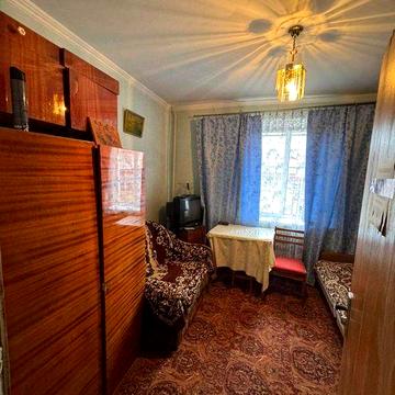 1к в гуртожитку вул Чорновола 60, площа 9.7 кВ.м,  1/9